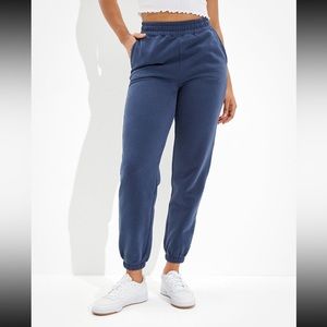 NWT AE Fleece Heritage Boyfriend Jogger